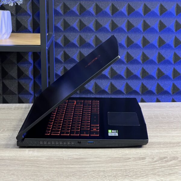 Ноутбук MSI GF63
