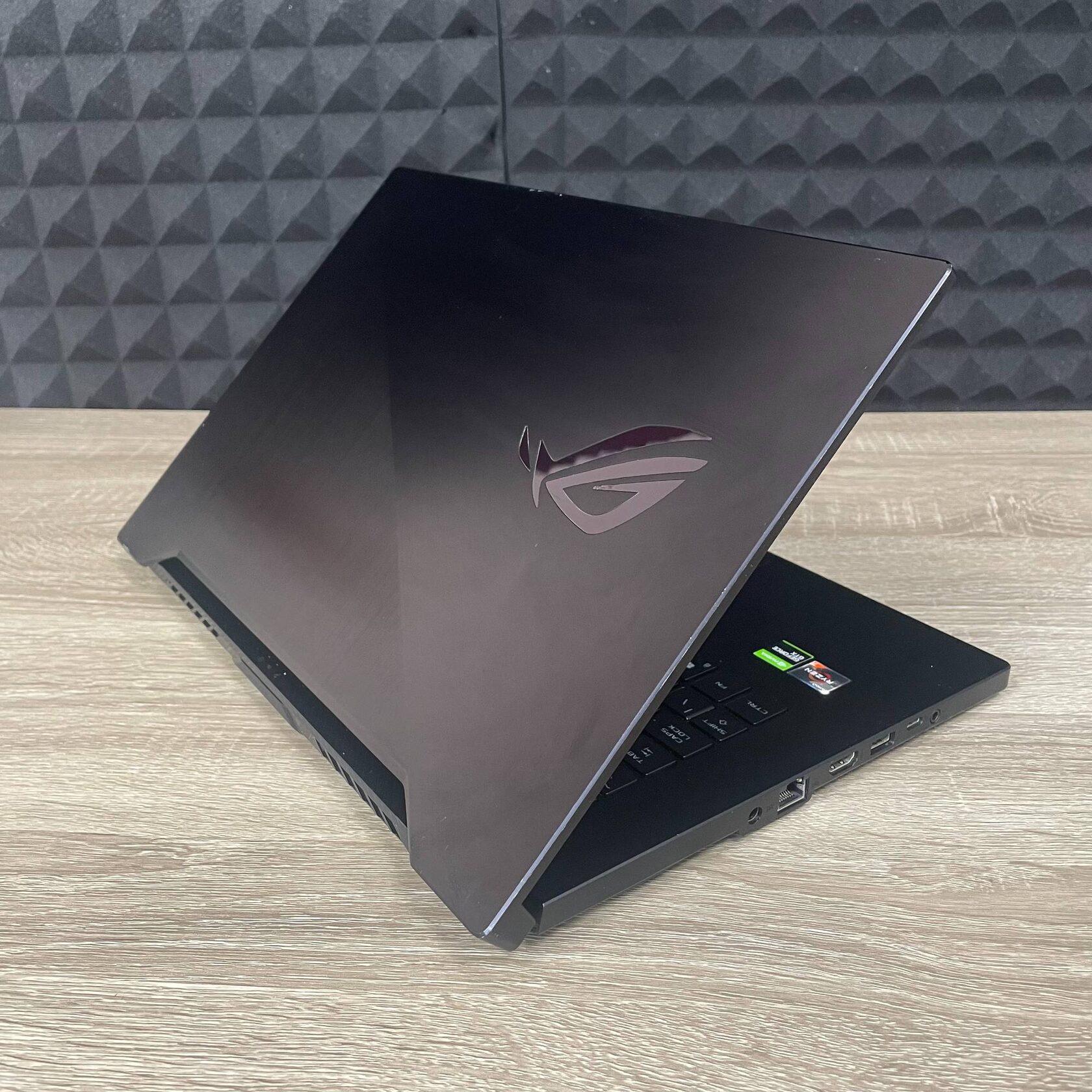 Ноутбук Asus Rog Zephyrus G15 GA502DU-BR7N6 - Зображення 6