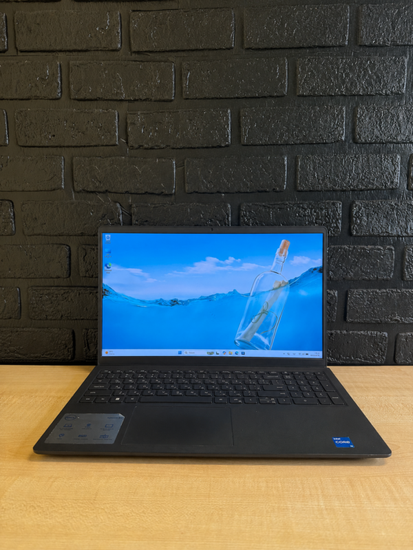 DELL INSPIRON 15 3520