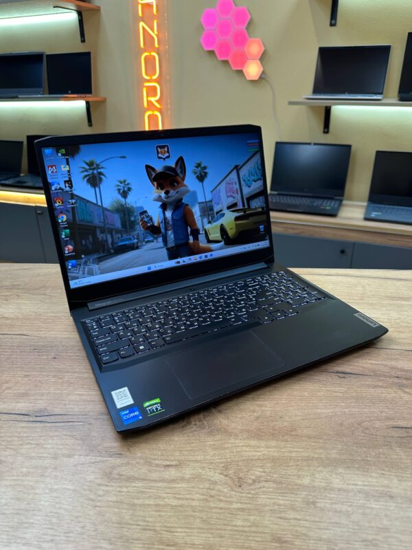 Ігровий ноутбук Lenovo IdeaPad Gaming 3 15IHU6 (ТР)