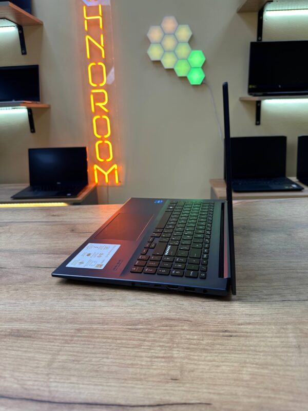 Asus Vivobook Pro 15 K3500P (ТР)