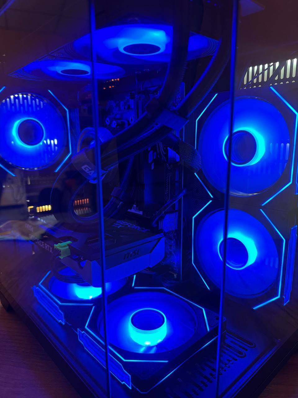 ПК "Strong Qube" / Ryzen 5 8400F / RTX5060 / 32GB DDR5 (ТР) - Зображення 9
