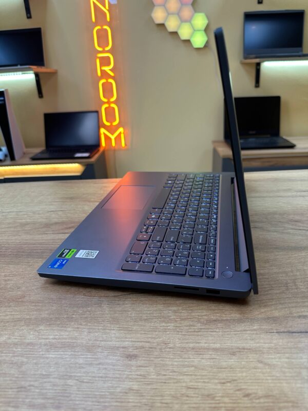 Lenovo LOQ 15IAX9E / i5-12450HX / RTX 3050 6GB / 16GB DDR5 / 512GB SSD / 144Hz (TP)