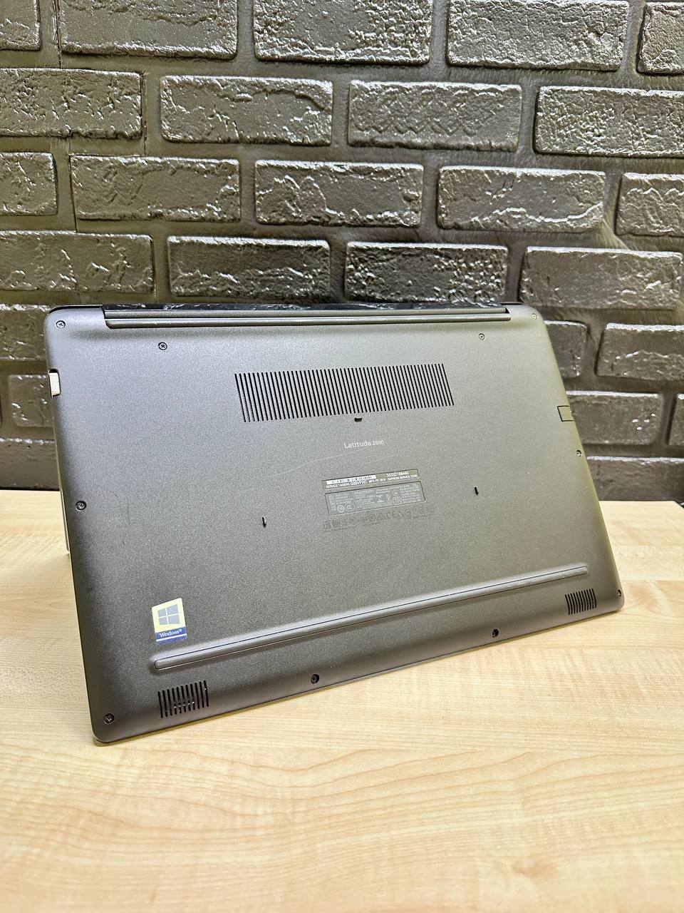 Ноутбук Dell Latitude 3500 - Зображення 7
