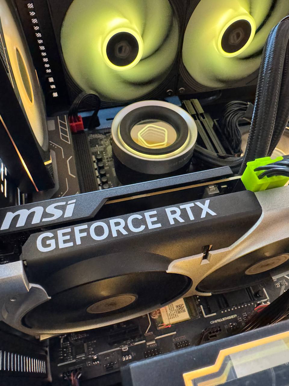 ПК "Strong Qube" / Ryzen 5 8400F / RTX5060 / 32GB DDR5 (ТР) - Зображення 2