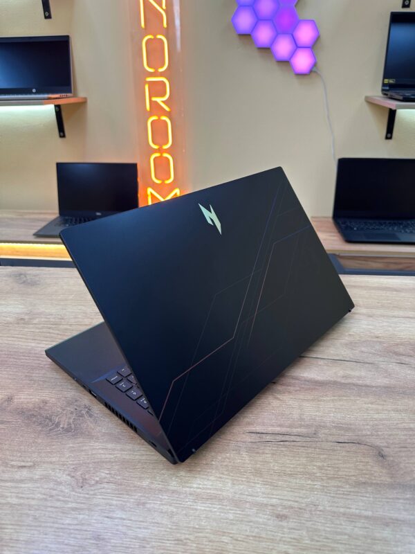Acer Nitro V15 ANV15-52 (ТР)