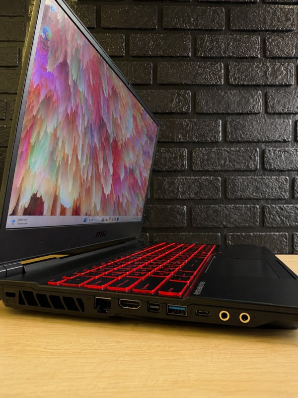 MSI GL65 9SD