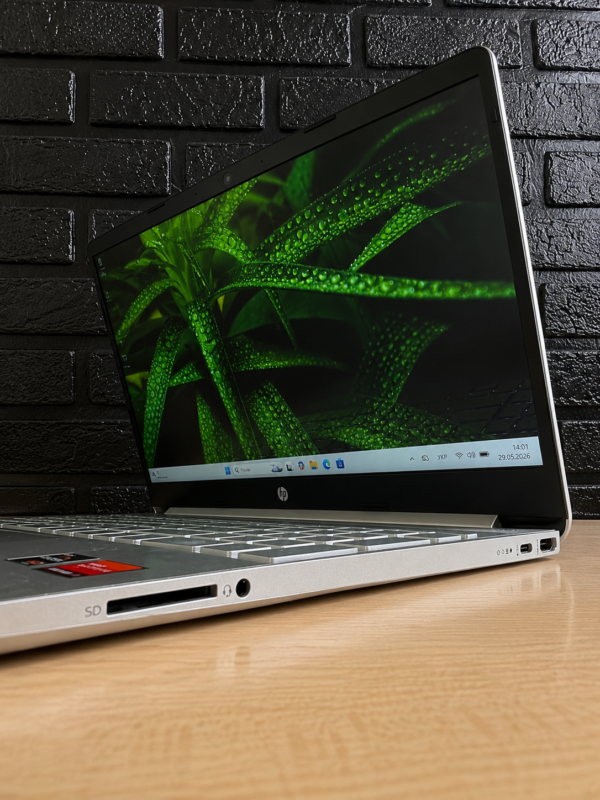 HP 15-ef