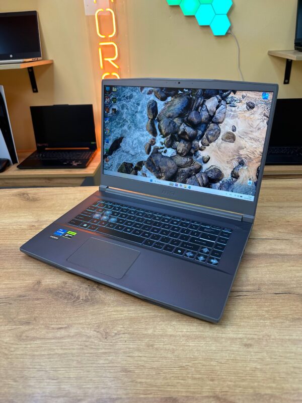 MSI Thin 15 B13VF (ТР)