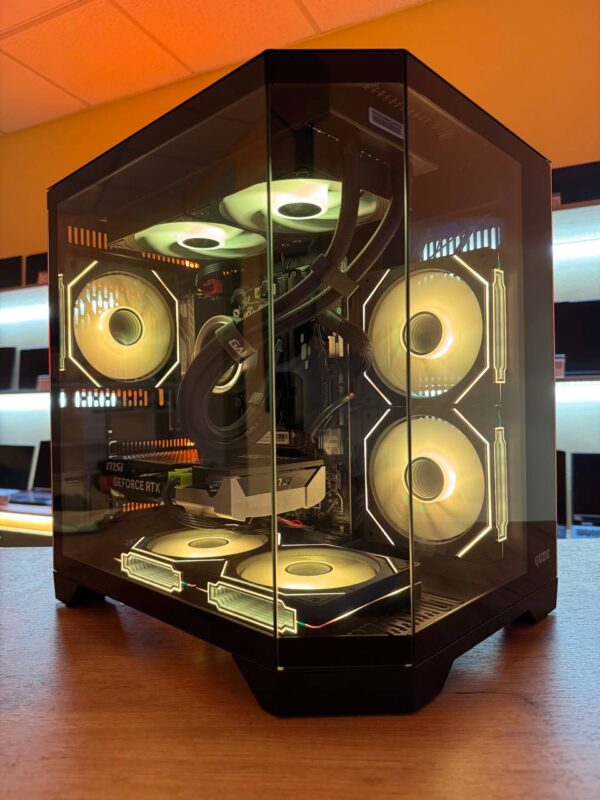 ПК "Strong Qube" / Ryzen 5 8400F / RTX5060 / 32GB DDR5 (ТР)