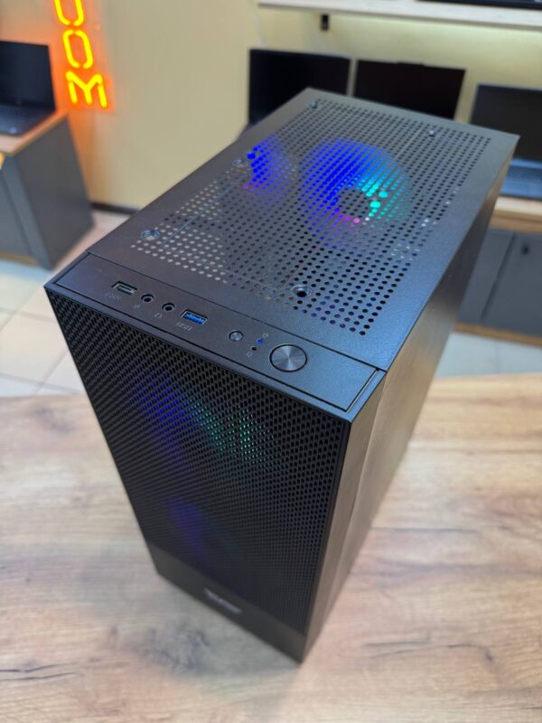 ПК "GamerBase" /Intel Core i7-3770 / RX470 / 16GB RAM