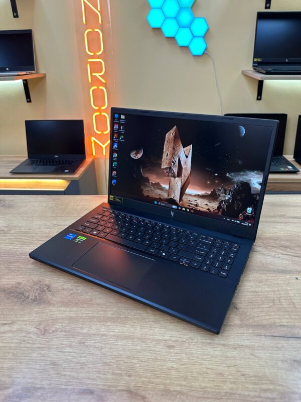 Acer Nitro V15 ANV15-52 (ТР)
