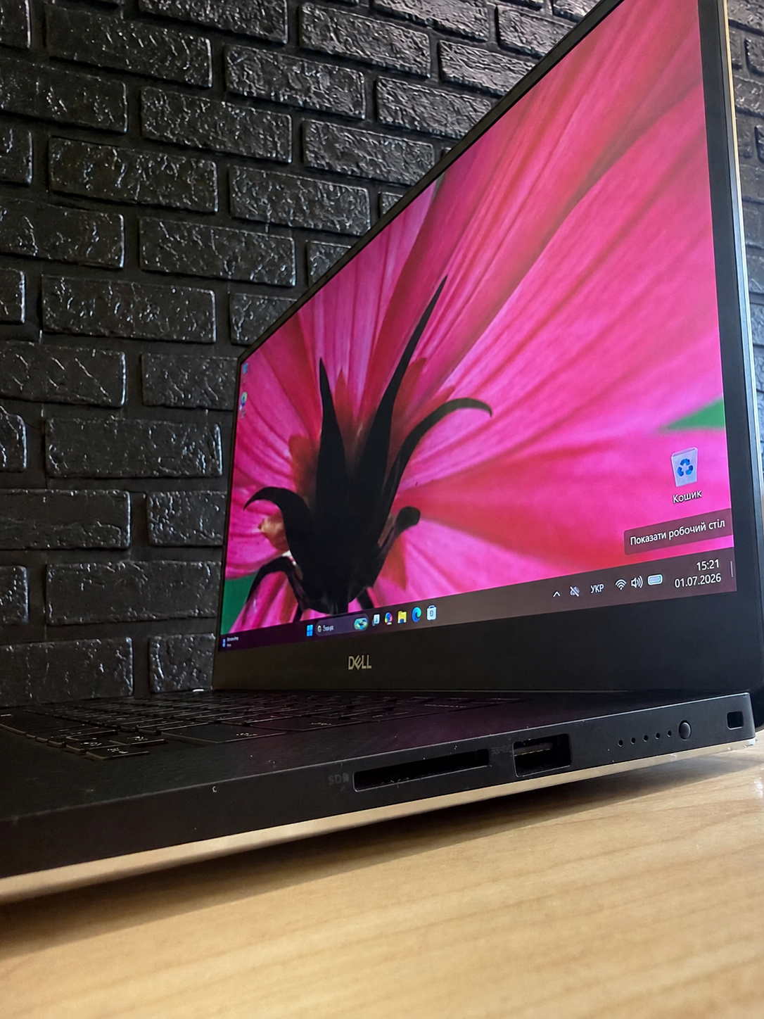 DELL XPS 15 7590 - Зображення 4