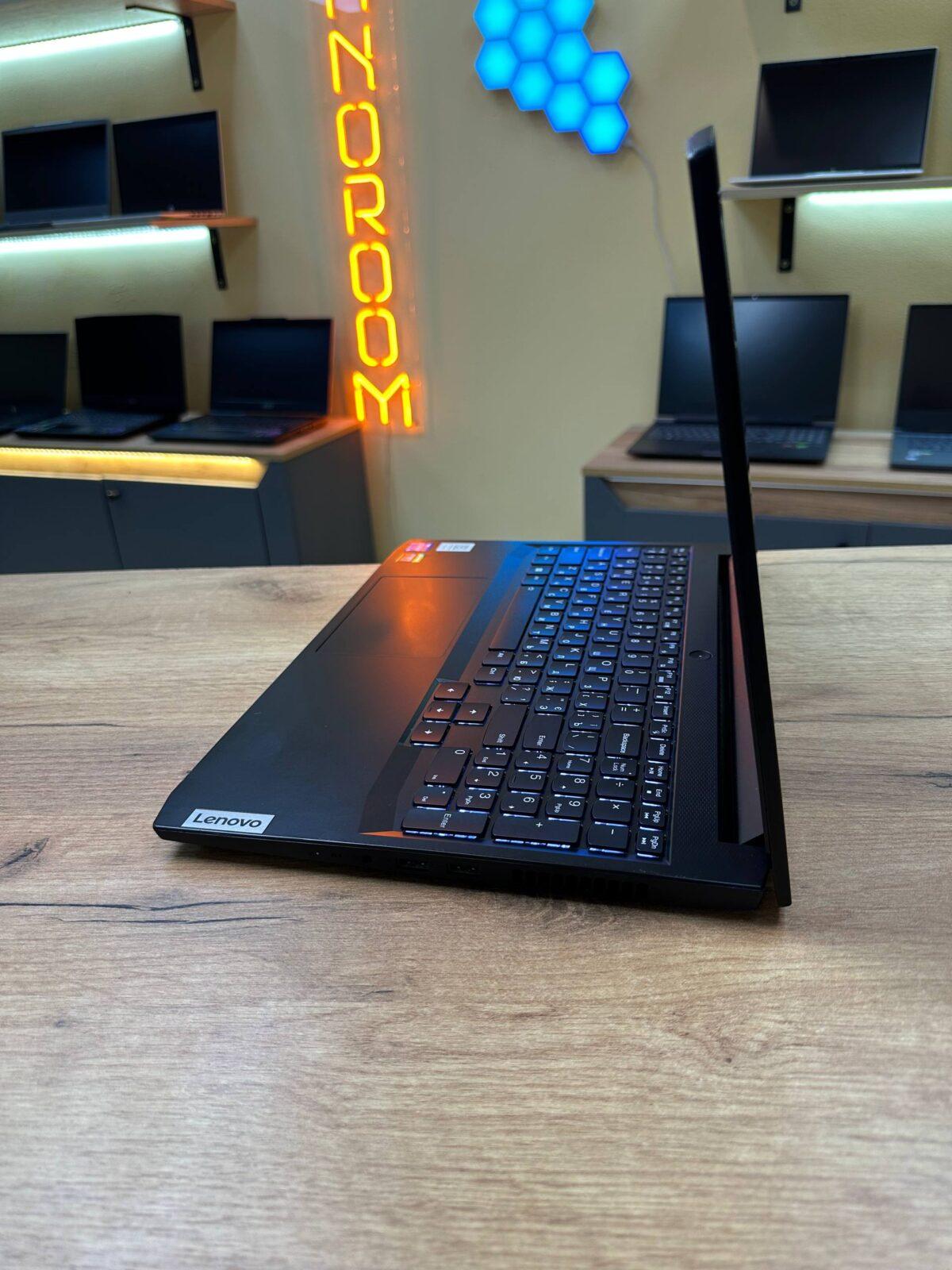 Ігровий ноутбук Lenovo IdeaPad Gaming 3 15IHU6 (ТР) - Зображення 6